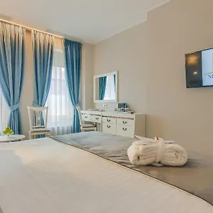 4* Otel New Era Old Town Bucharest- Parking With Fee Nearby - Not At The !